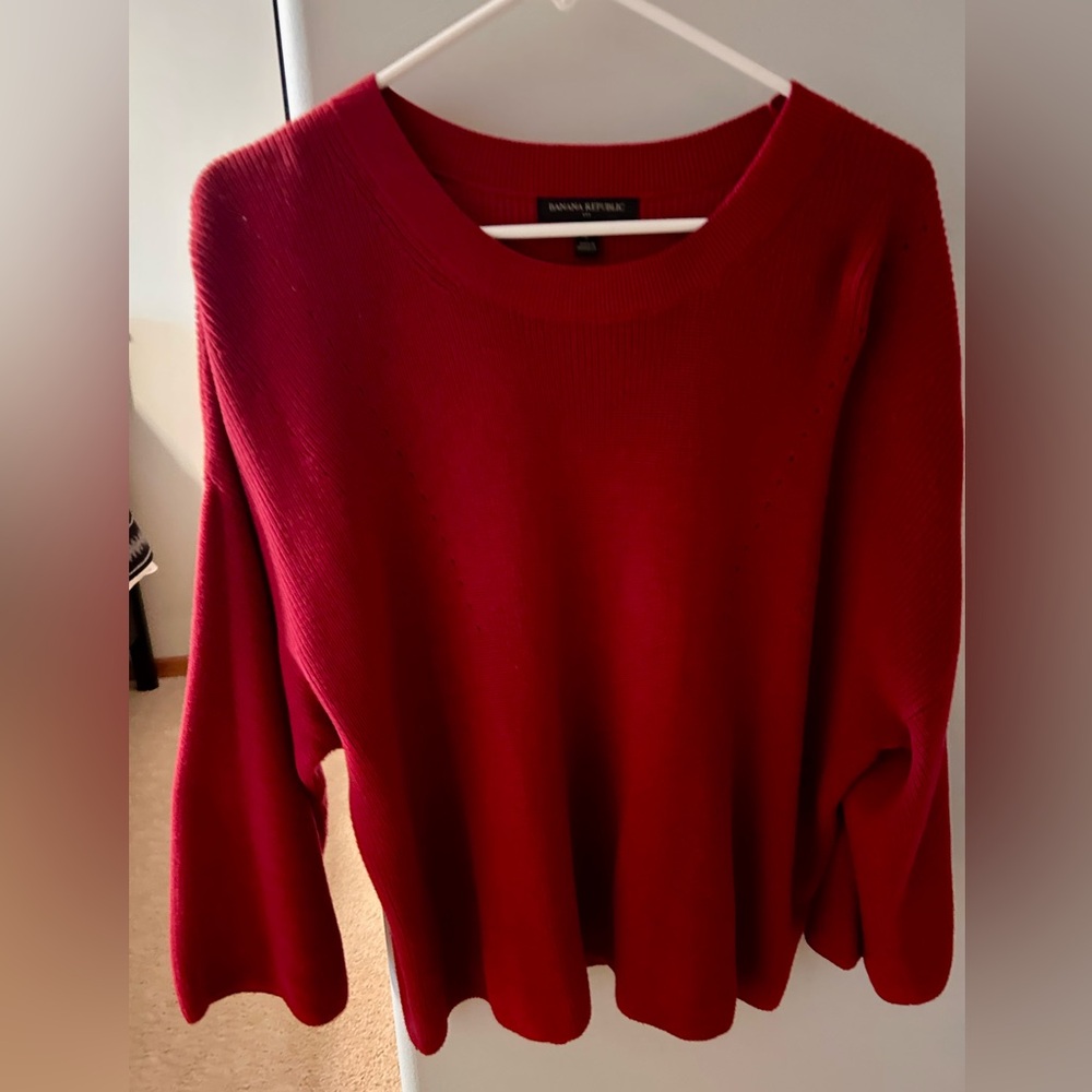 Banana Republic L Red Sweater